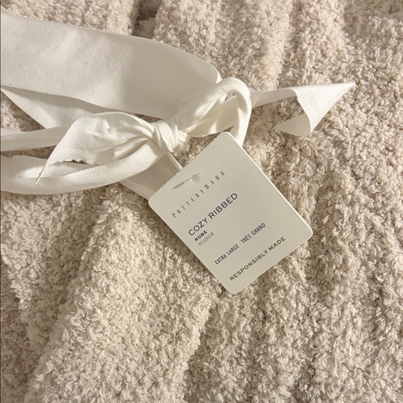 Pottery Barn Cozy Ribbed Robe - Picture 4 of 5
